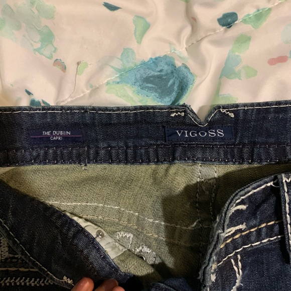 Capris - Picture 4 of 4